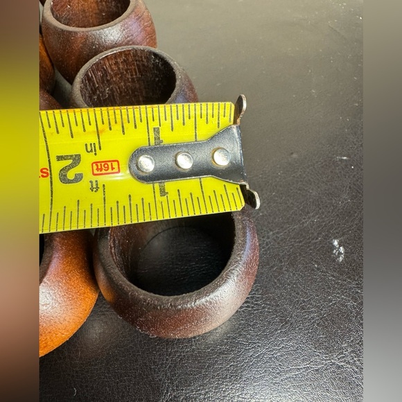 Lot Of 20 Vintage light & Dark Wood Napkin Rings 1.5” Round Mid Century Modern - Picture 7 of 10